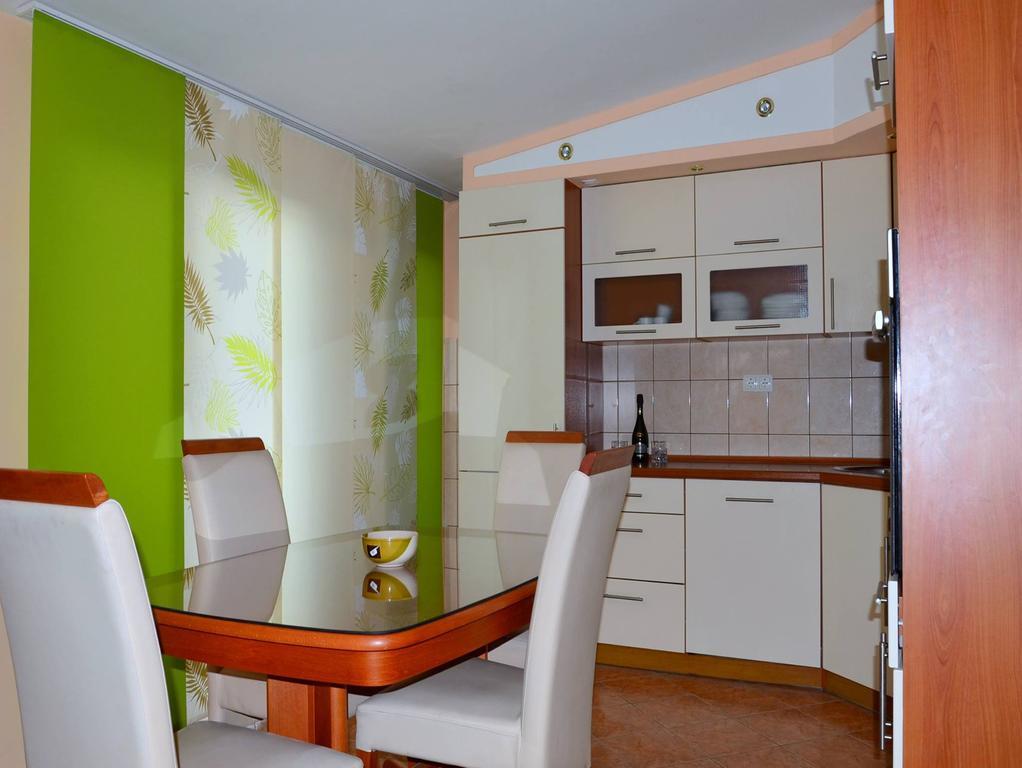 Apartman Julienne Kaštela Kamer foto