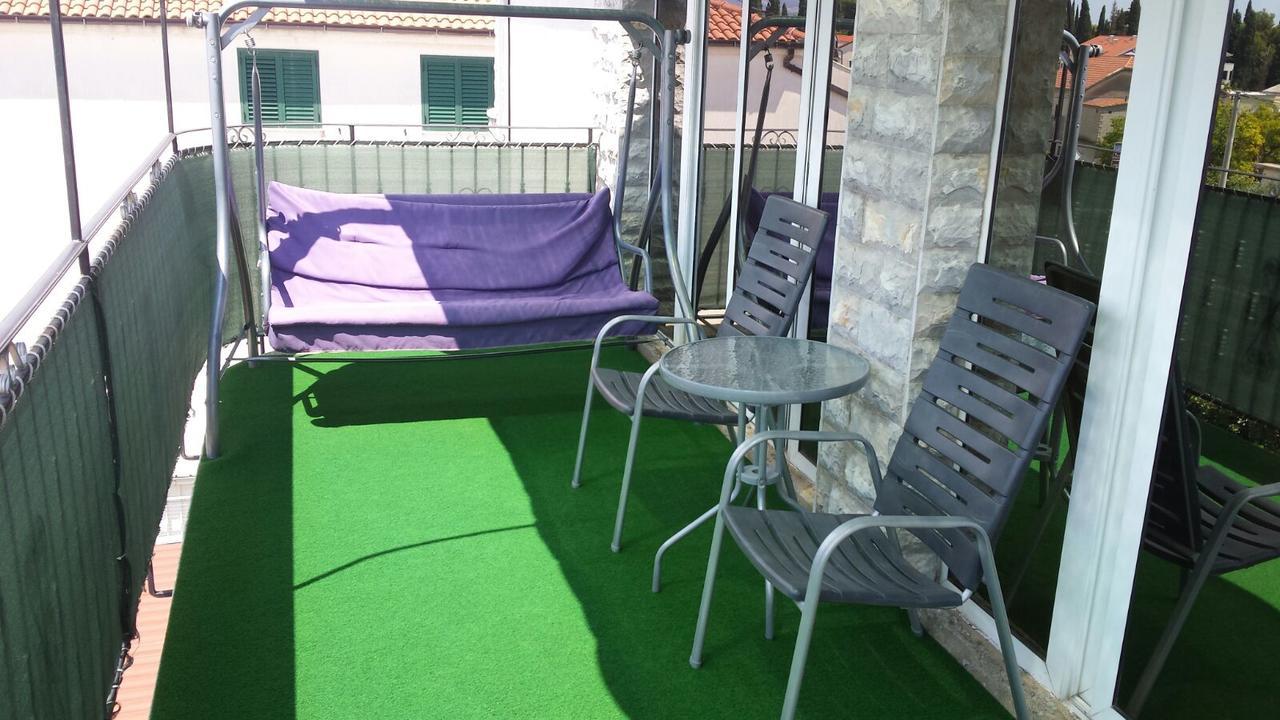Apartman Julienne Kaštela Buitenkant foto