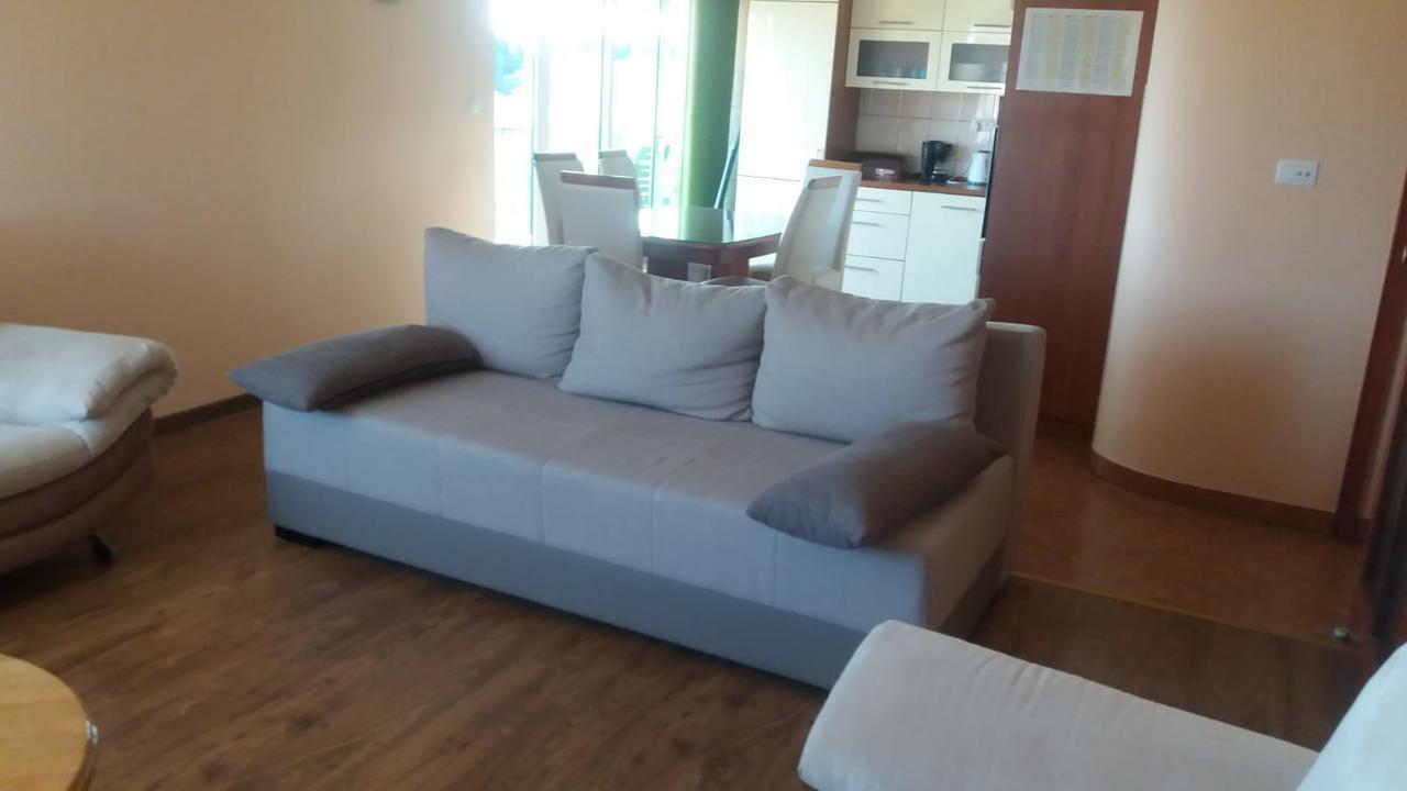 Apartman Julienne Kaštela Buitenkant foto