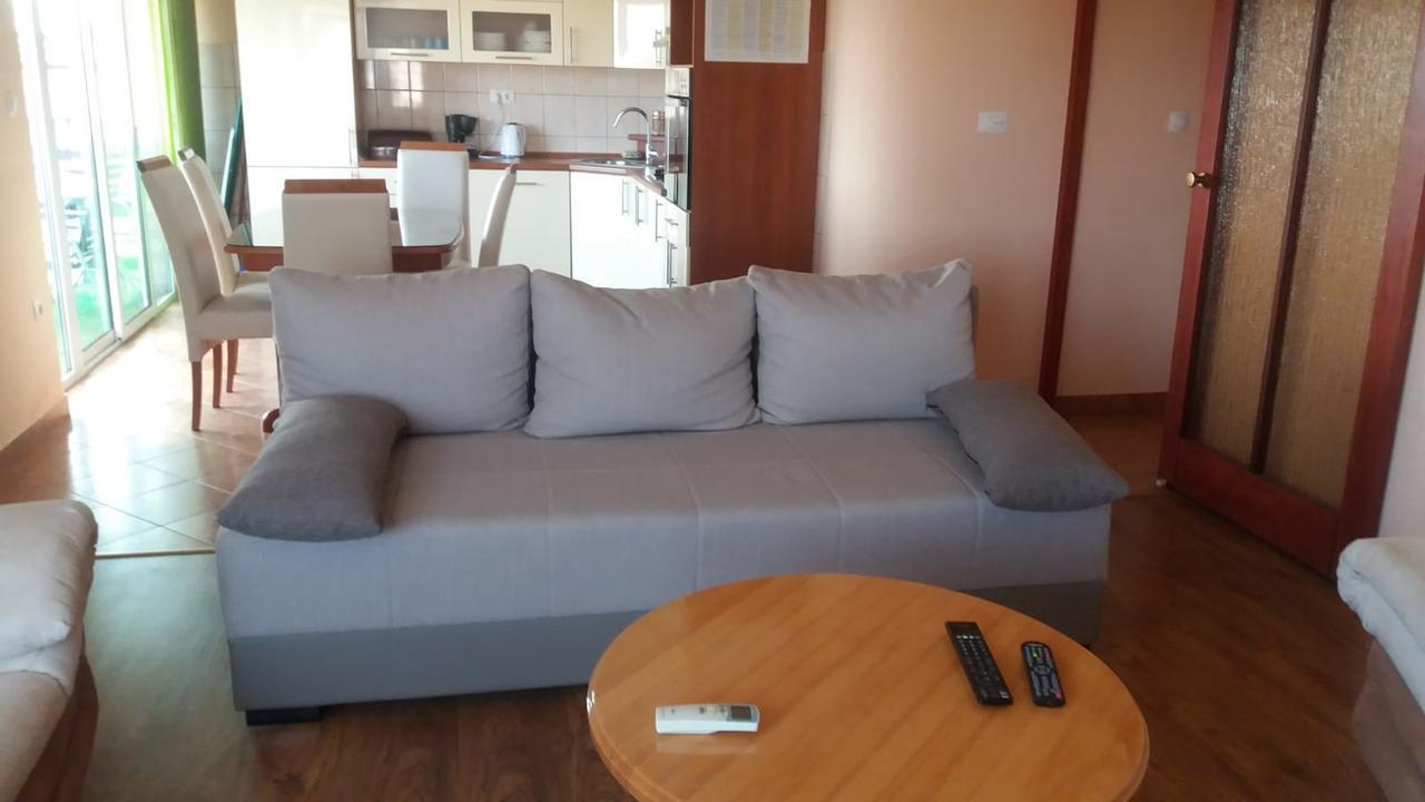 Apartman Julienne Kaštela Buitenkant foto